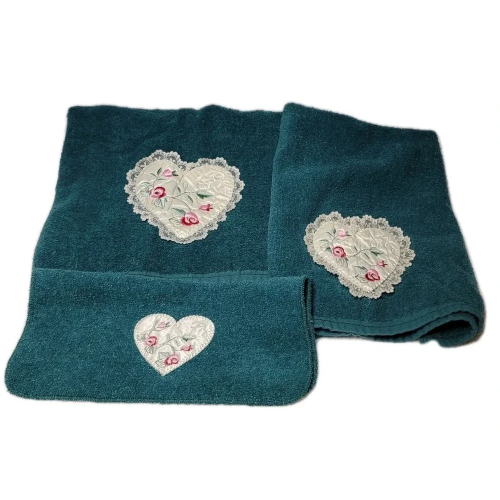 Vintage Cannon Bath Towel Hand And Washcloth Green Hearts Lace Cottage